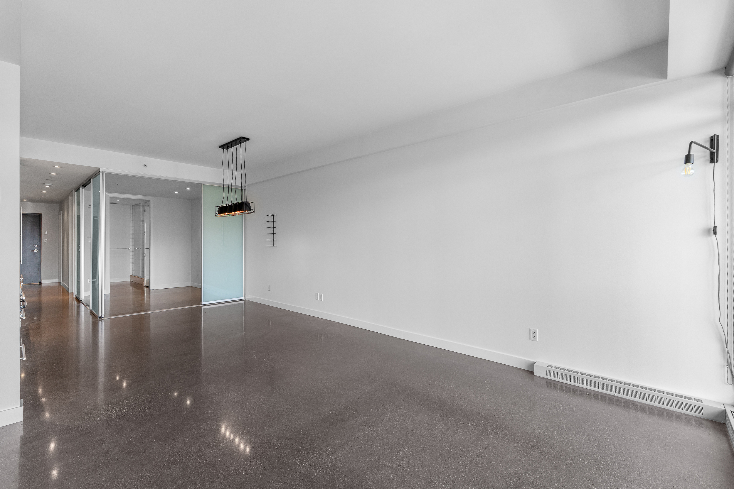 #417 – 256 E. 2nd Avenue